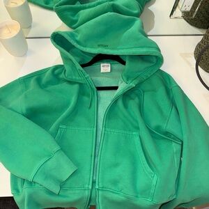 Aritzia Women’s Green Hoodie